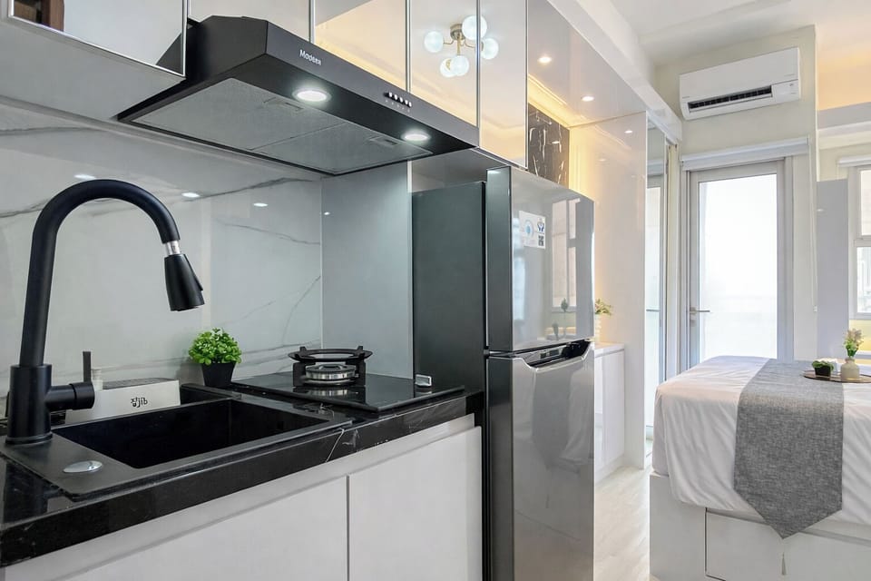 Standard Studio | Private kitchen | Electric kettle