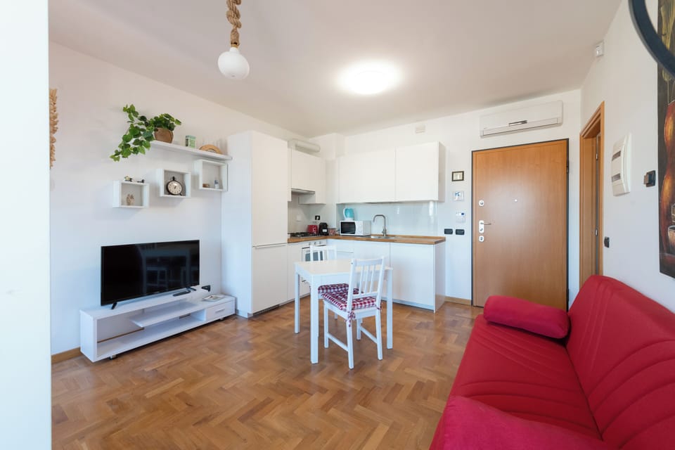 Apartment (1 Bedroom) | Living area