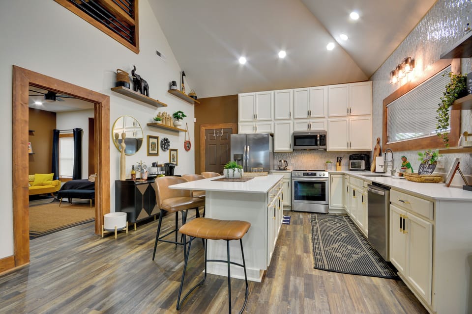 House (3 Bedrooms) | Interior