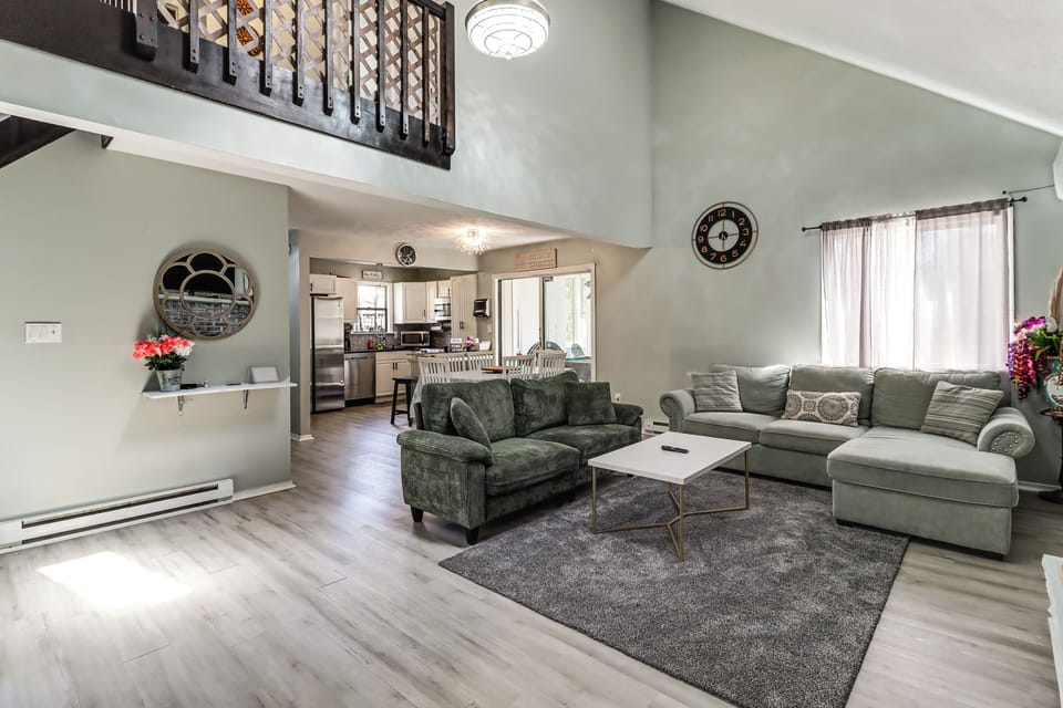 House (4 Bedrooms) | Interior