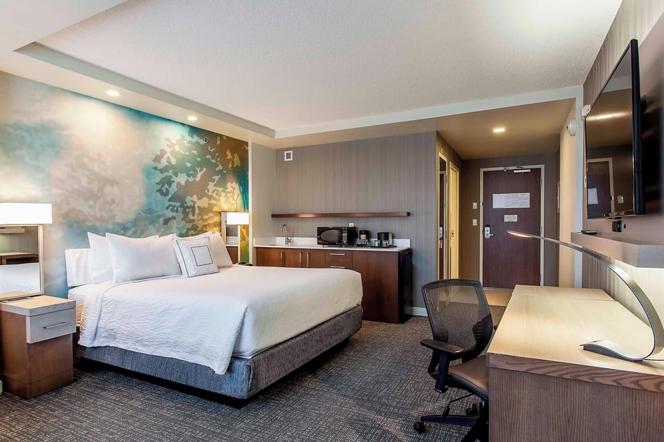 Room, 1 King Bed with Sofa bed | Premium bedding, pillowtop beds, in-room safe, desk