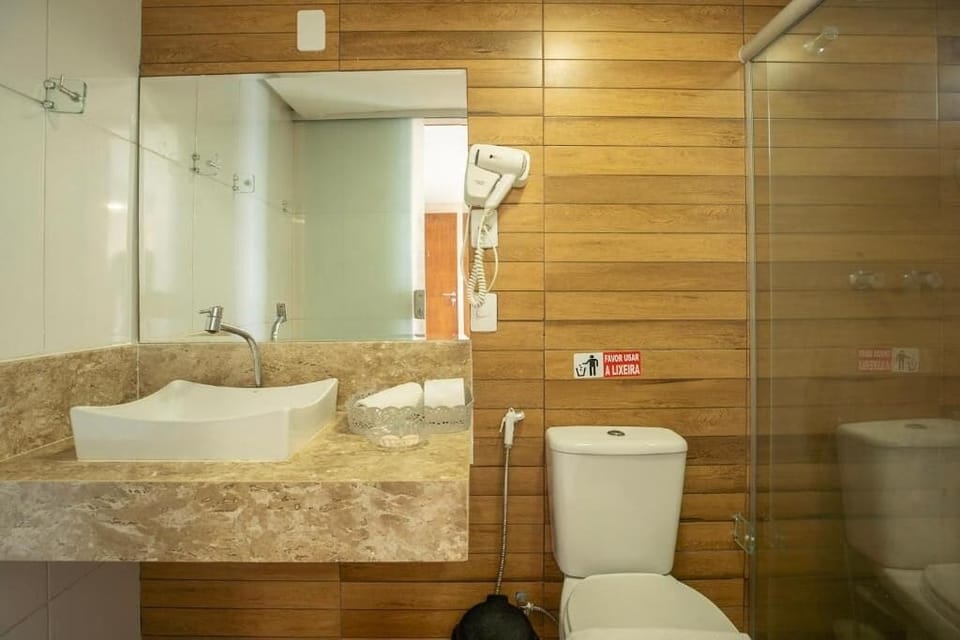 Deluxe Suite, Balcony, Sea View | Bathroom | Shower, hair dryer, towels, soap