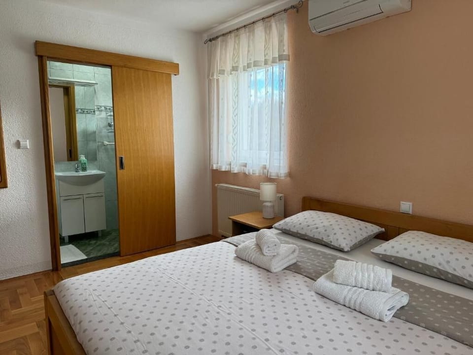 Double Room | Free WiFi