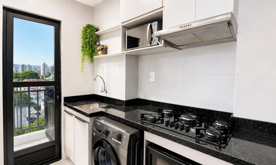 Apartment, Pool Access | Private kitchen | Fridge, microwave, oven, stovetop