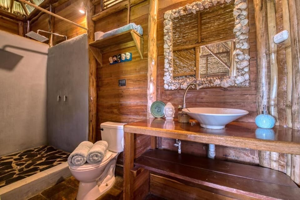Shower, towels, soap, shampoo