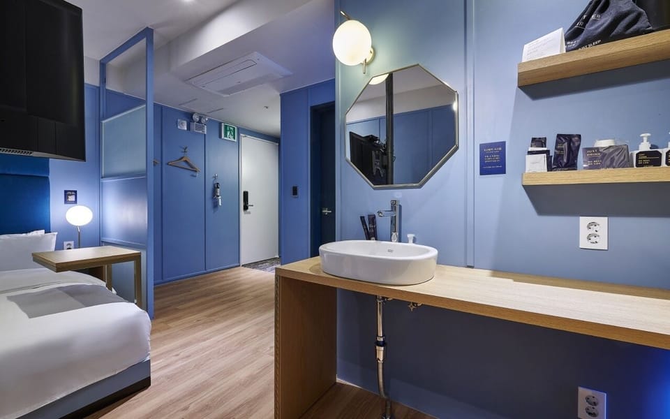 Deluxe Double Room | Free WiFi, bed sheets