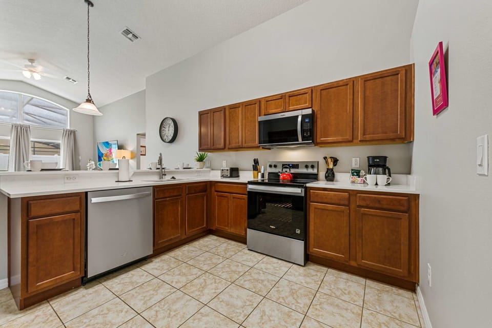 House (4 Bedrooms) | Property amenity