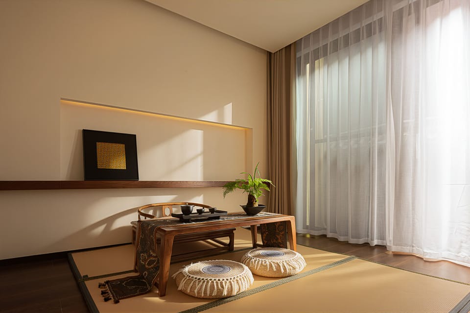 Senior Double Room, Valley View | Living area