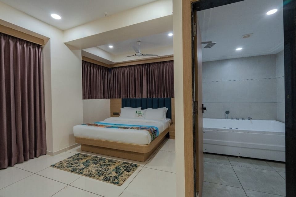 Diamond Room | Free WiFi