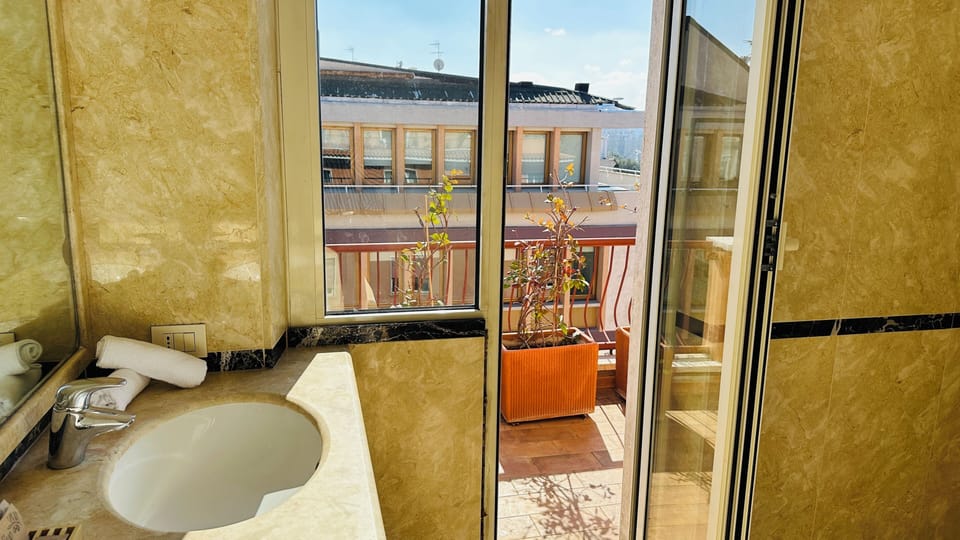 Deluxe Double Room, Balcony, City View | Bathroom | Bidet