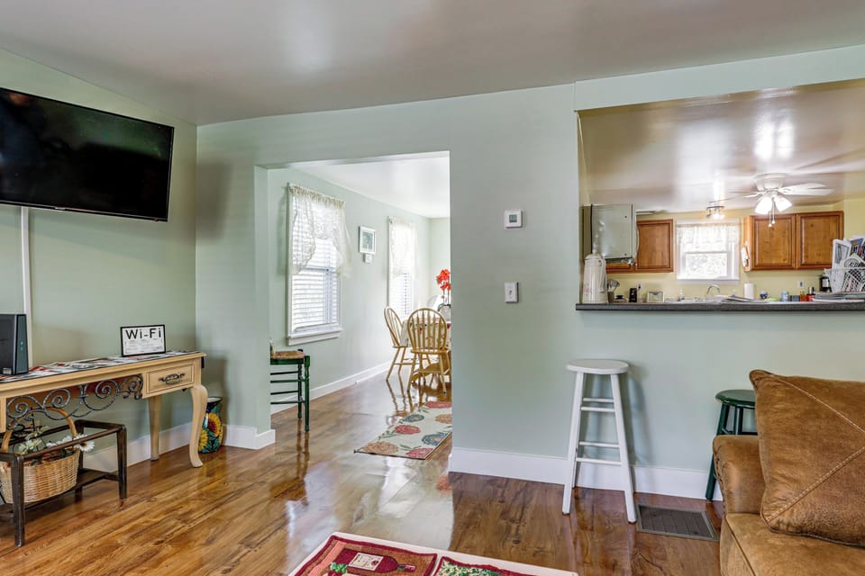 House (2 Bedrooms) | Interior