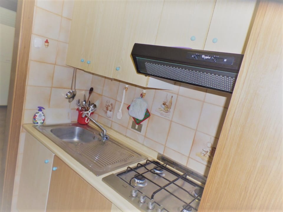 Studio, 1 Bedroom, Balcony, City View | Interior