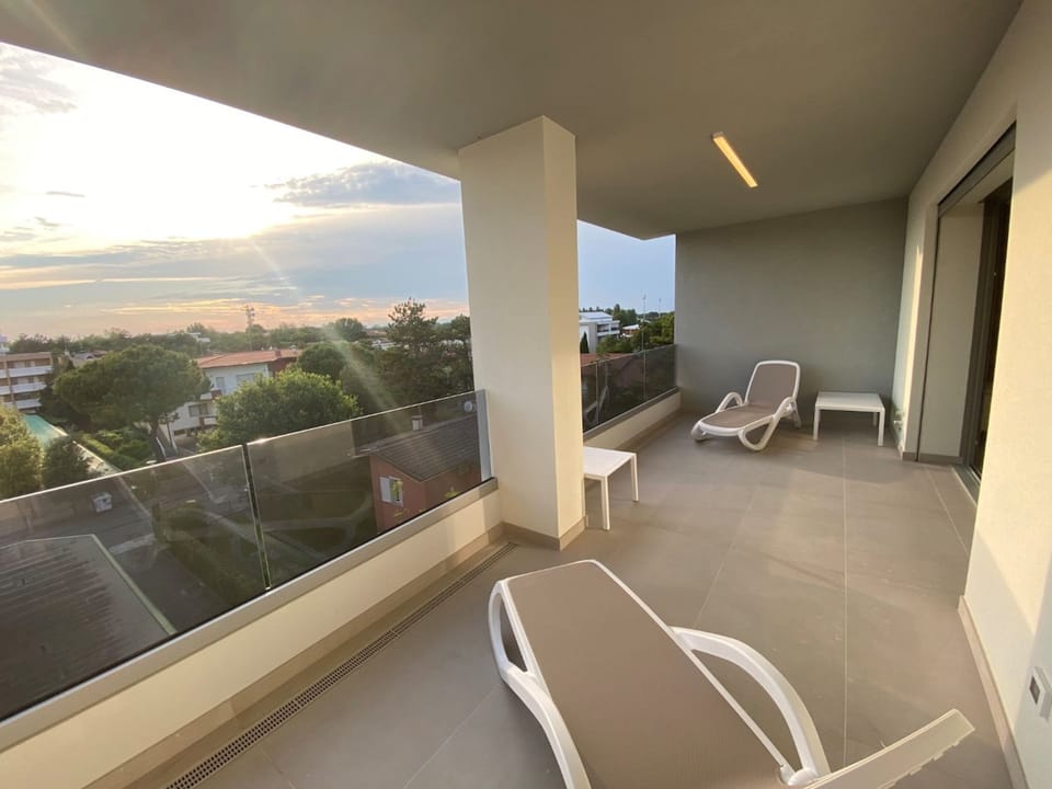 Apartment, 2 Bedrooms, Balcony, City View | Balcony