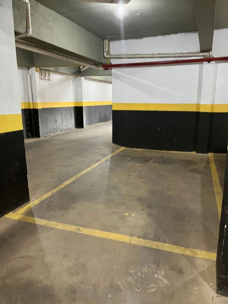 Apartment | Parking | Free self parking