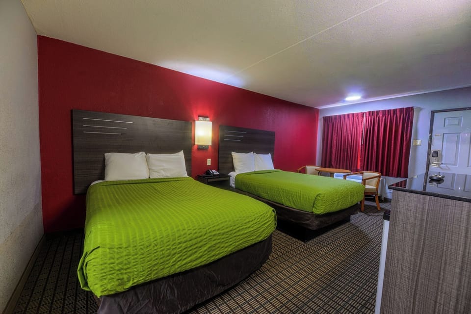 Basic Double Room | WiFi (free)