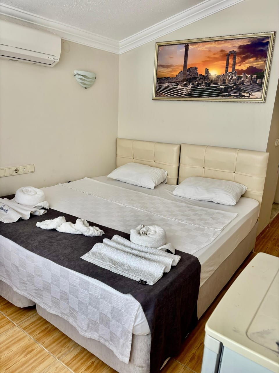 Basic Room, Balcony, Beach View | Free WiFi