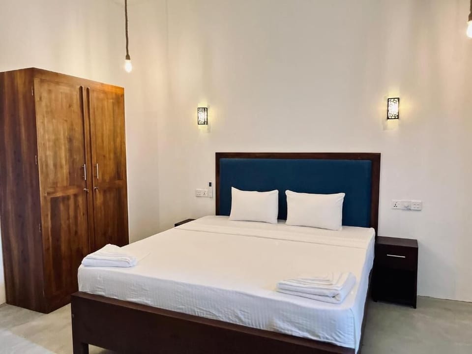 Deluxe Double Room, Balcony, Garden View | Laptop workspace, free WiFi