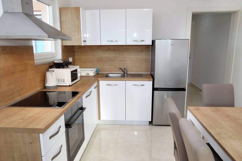 Apartment, 2 Bedrooms, Smoking | Interior