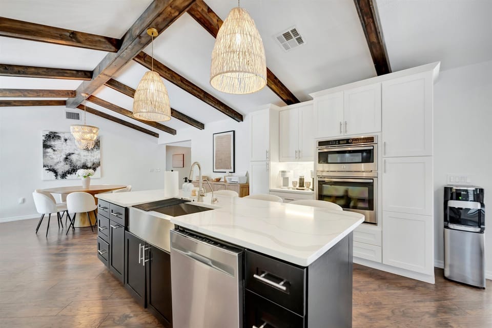 Royal Villa, 4 Bedrooms, Private Pool | Private kitchen