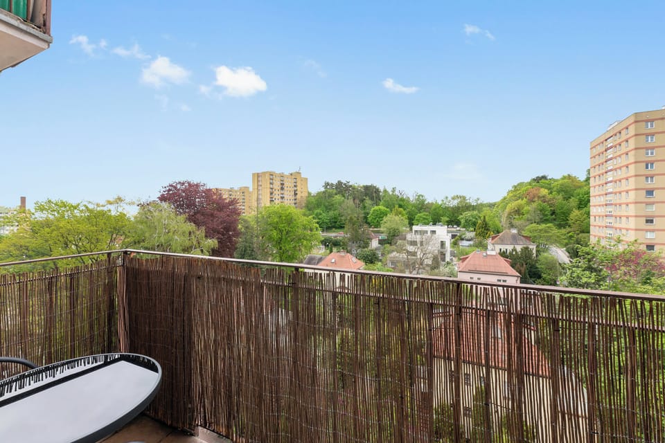 Deluxe Apartment, Sea View | Property grounds