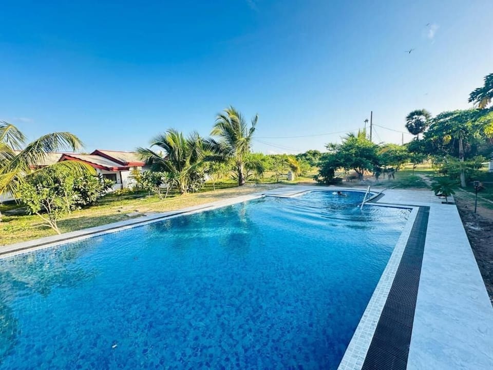 Deluxe Double Room, Garden View | Pool | Outdoor pool