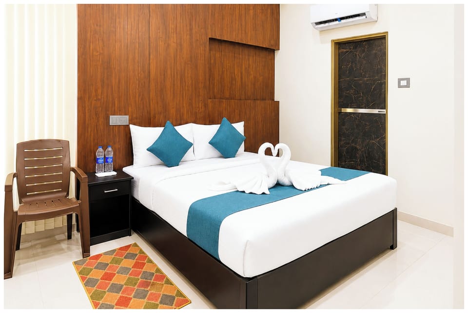 Deluxe Double Room, Air conditioning | View from room