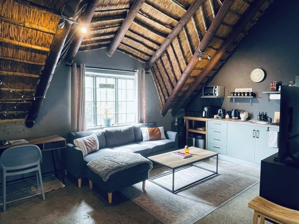 Apartment, 2 Bedrooms, Smoking, Balcony | Living area
