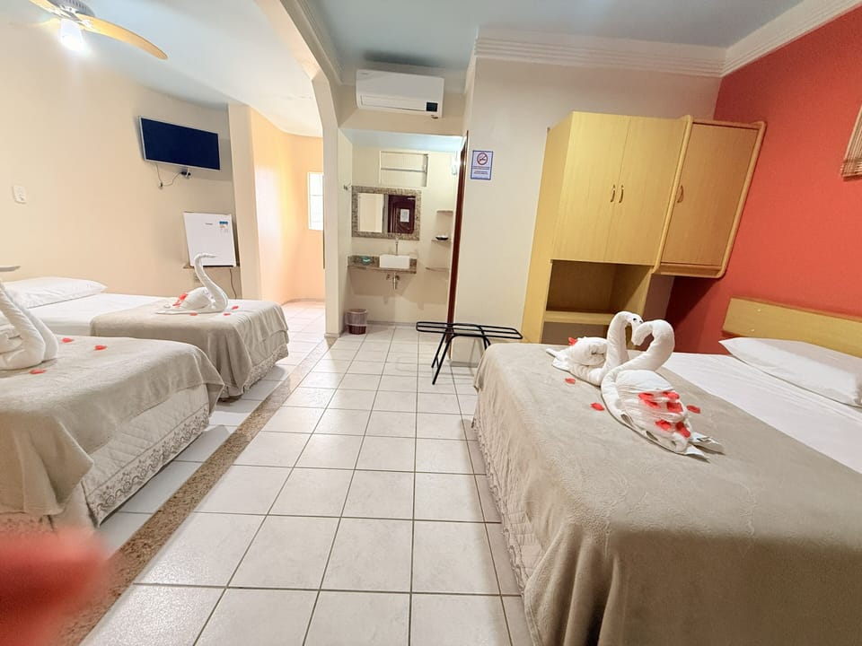 Standard Quadruple Room | In-room safe, iron/ironing board, free WiFi