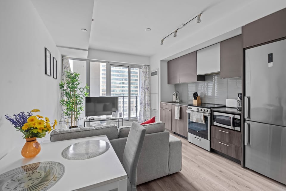 Junior Apartment, 1 Bedroom, Balcony, City View | Private kitchen | Full-size fridge, microwave, stovetop, dishwasher