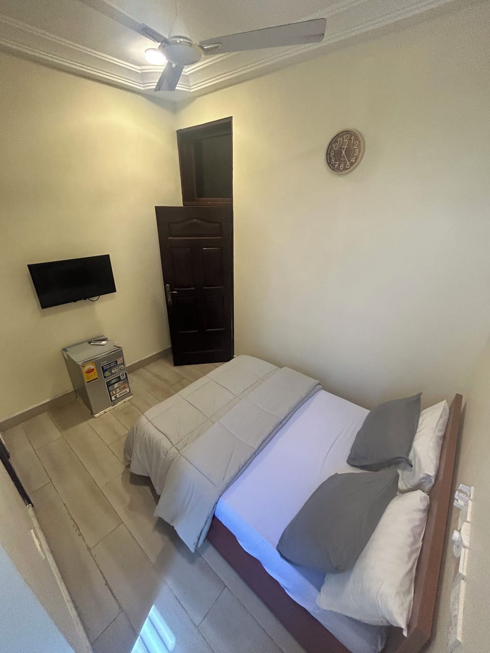 Economy Room, Non Smoking, Beach View | WiFi (free)