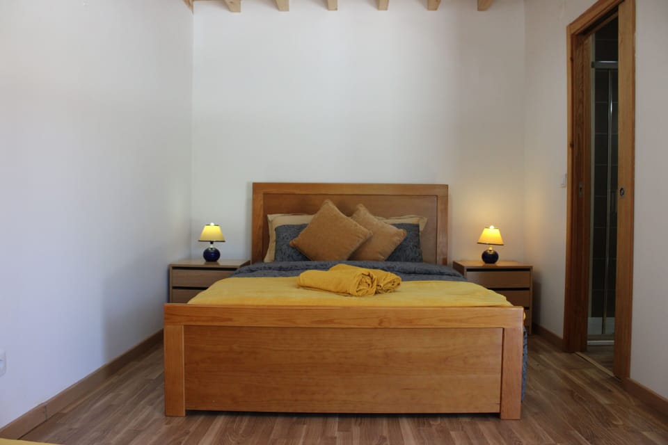 Comfort Double Room, Pool View | WiFi (free)