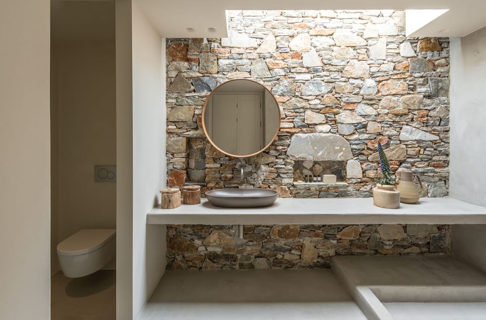 Superior Suite, Sea View (Monoceros) | Bathroom | Shower, designer toiletries, hair dryer, bathrobes