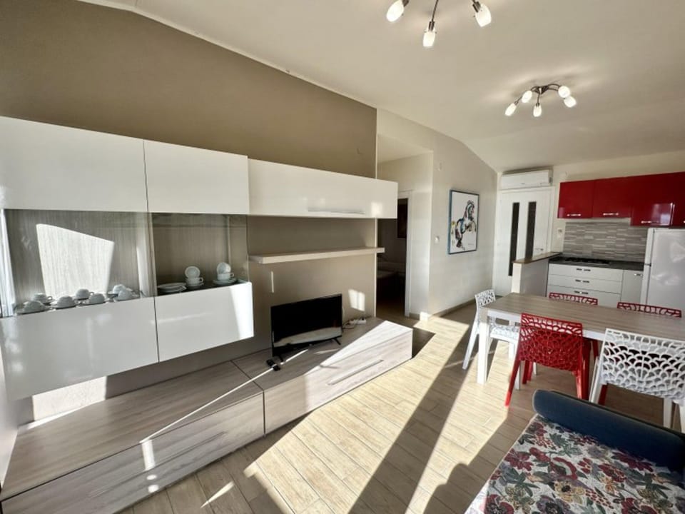 Apartment, 2 Bedrooms, Terrace, Ocean View | Living room