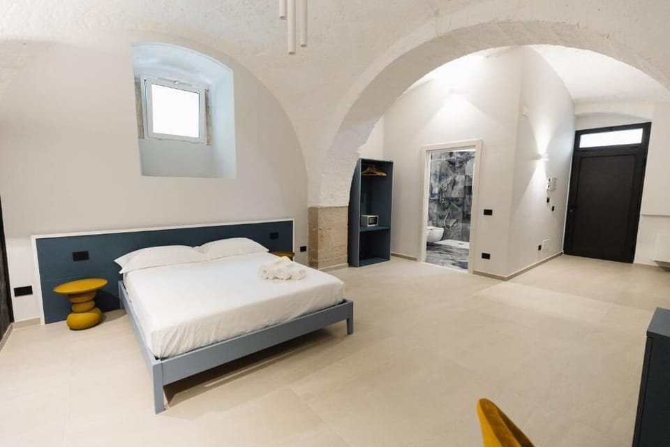 In-room safe, soundproofing, free WiFi, wheelchair access