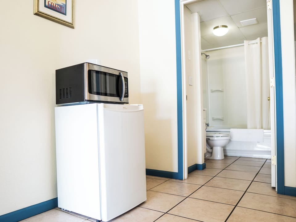 Single Room | Interior