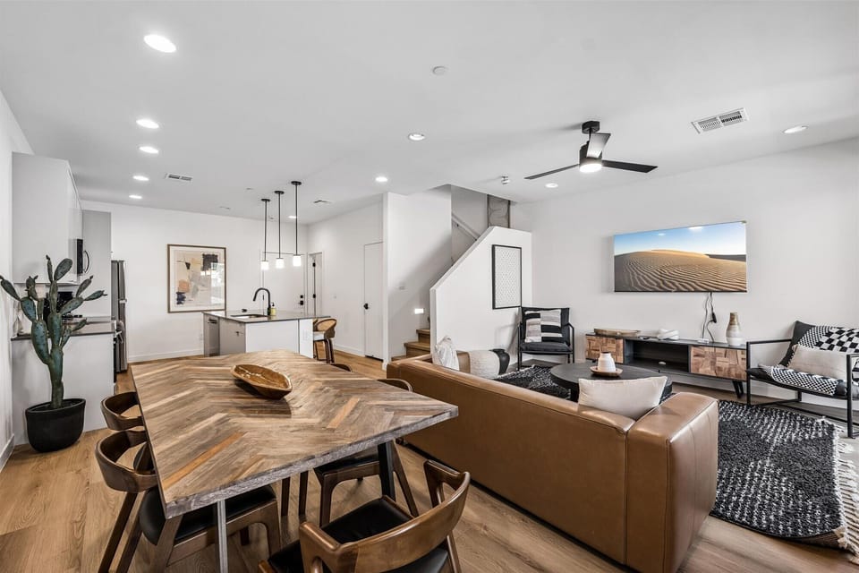 Triple Room | Living area