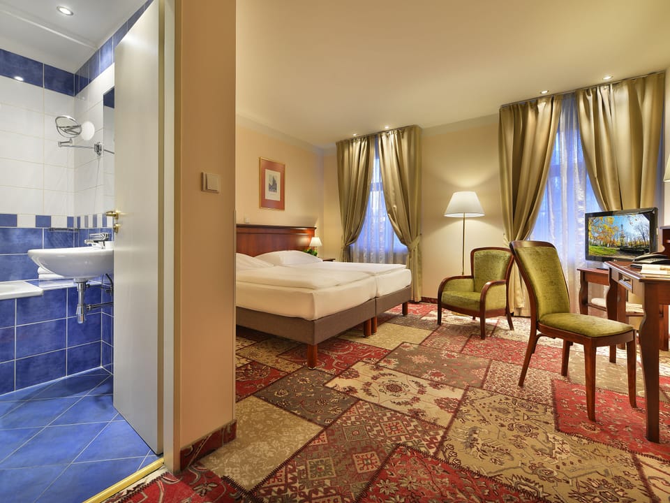 In-room safe, desk, free cribs/infant beds, free WiFi