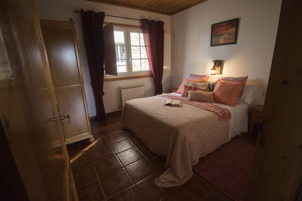 Blackout drapes, iron/ironing board, free WiFi, bed sheets