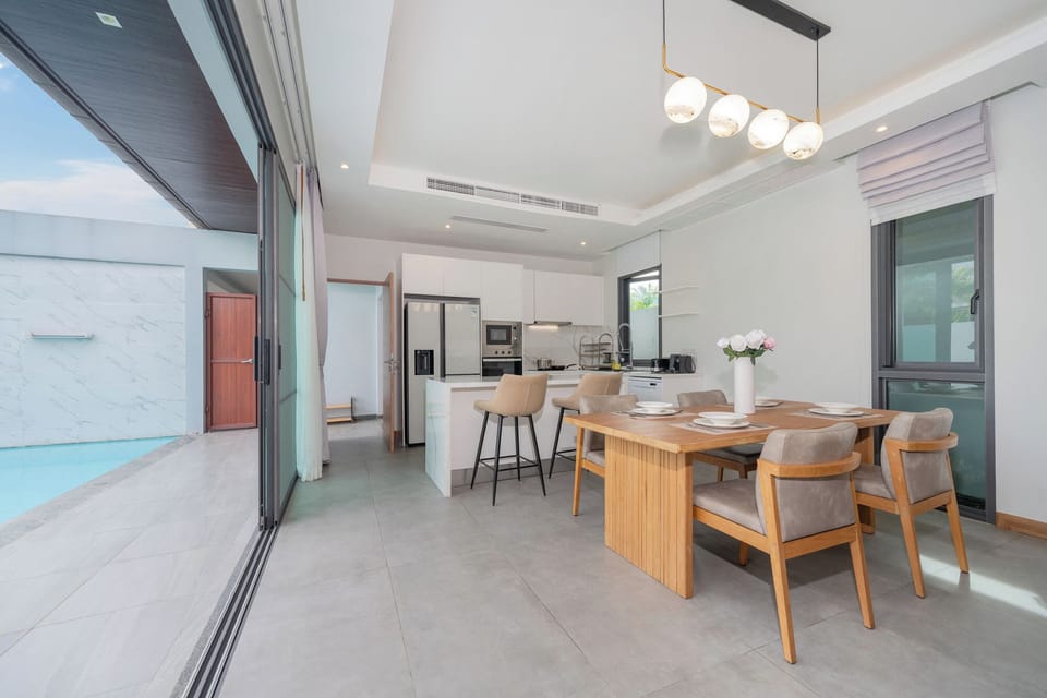 Villa, Non Smoking, Private Pool | Dining