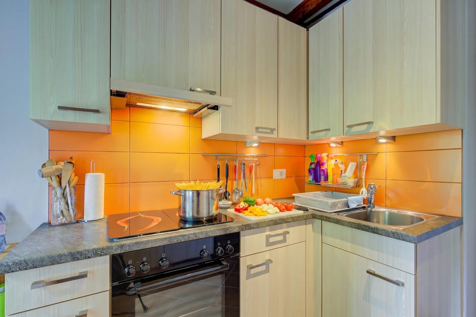 Standard Villa, 2 Bedrooms, 2 Bathrooms (Alfa Garden Villa With Private Pool) | Private kitchen