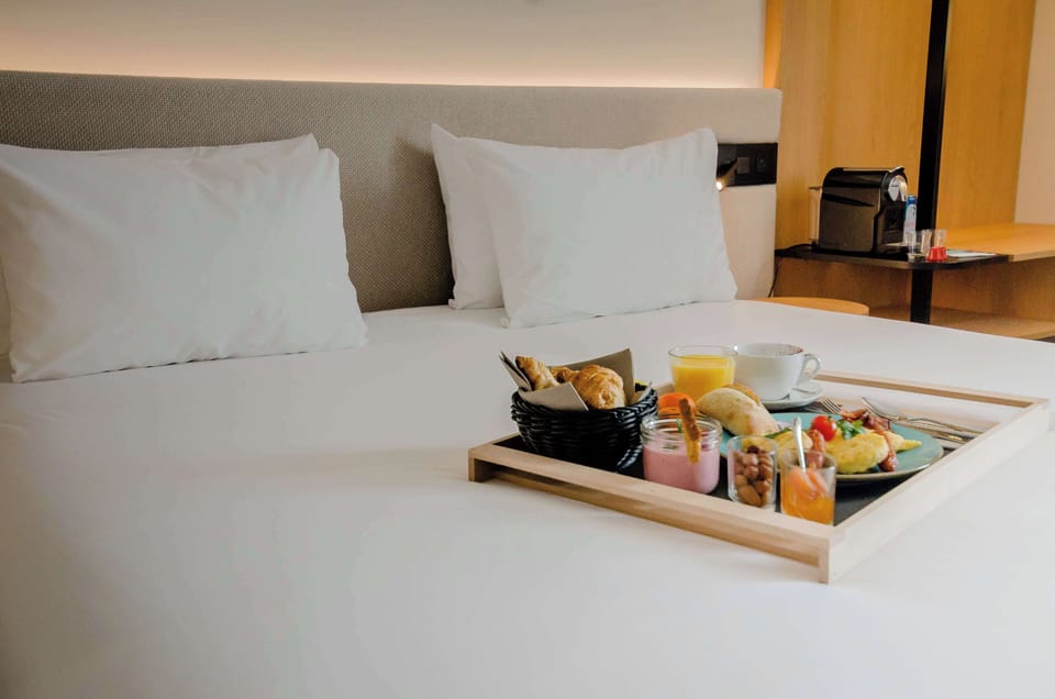 In-room safe, desk, soundproofing, iron/ironing board