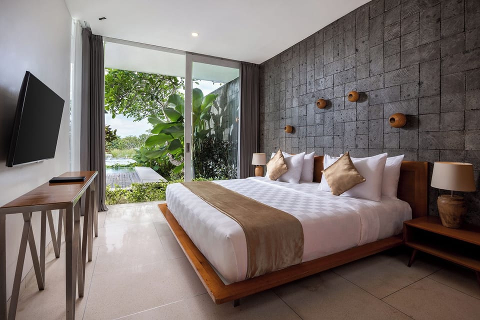 Two Bedroom Deluxe Panoramic View Villa | Premium bedding, minibar, in-room safe, desk