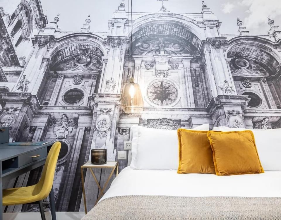 Quadruple Room | Hypo-allergenic bedding, desk, soundproofing, free WiFi