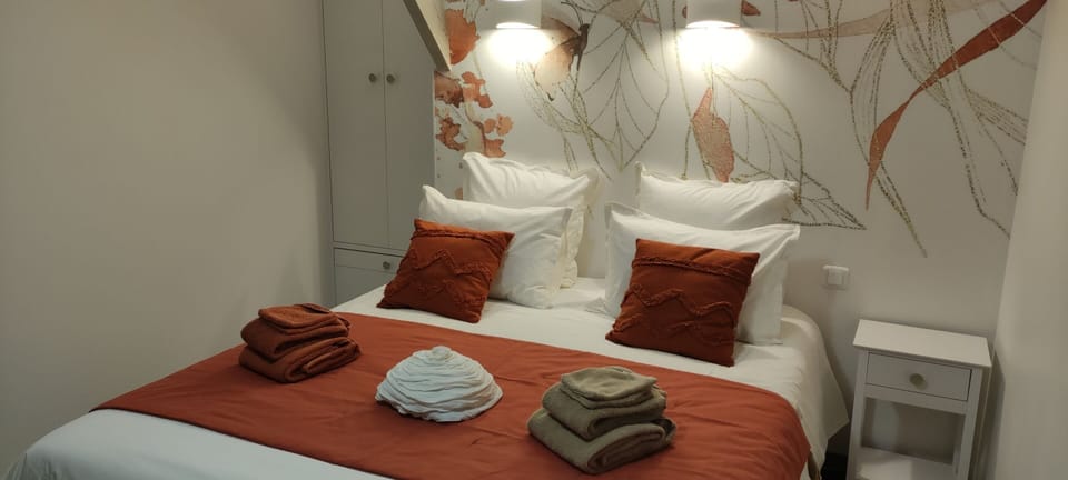 Family Triple Room, Private Bathroom, Garden View (Chambres d'hôtes Référenc) | Free WiFi