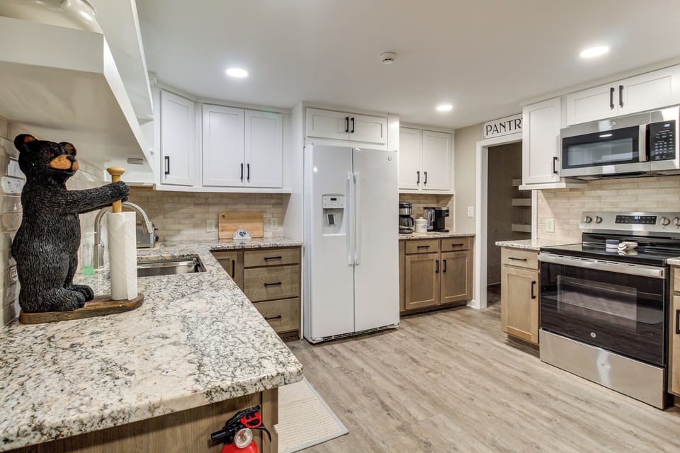 House (3 Bedrooms) | Interior