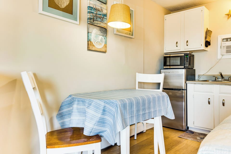 Apartment (0 Bedroom) | Interior