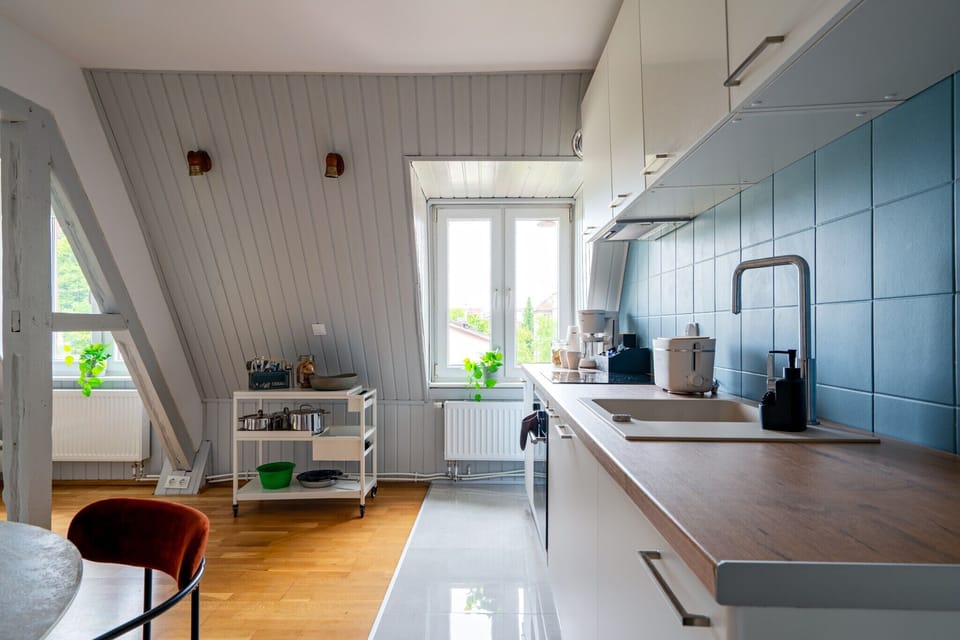 Comfort Apartment, Non Smoking, Bathtub | Private kitchen | Coffee/tea maker, electric kettle, highchair, freezer