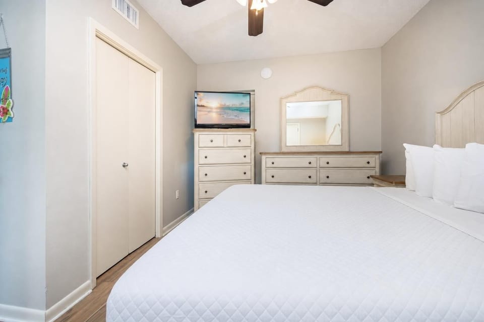 Condo, 1 Bedroom | 1 bedroom, WiFi (free)