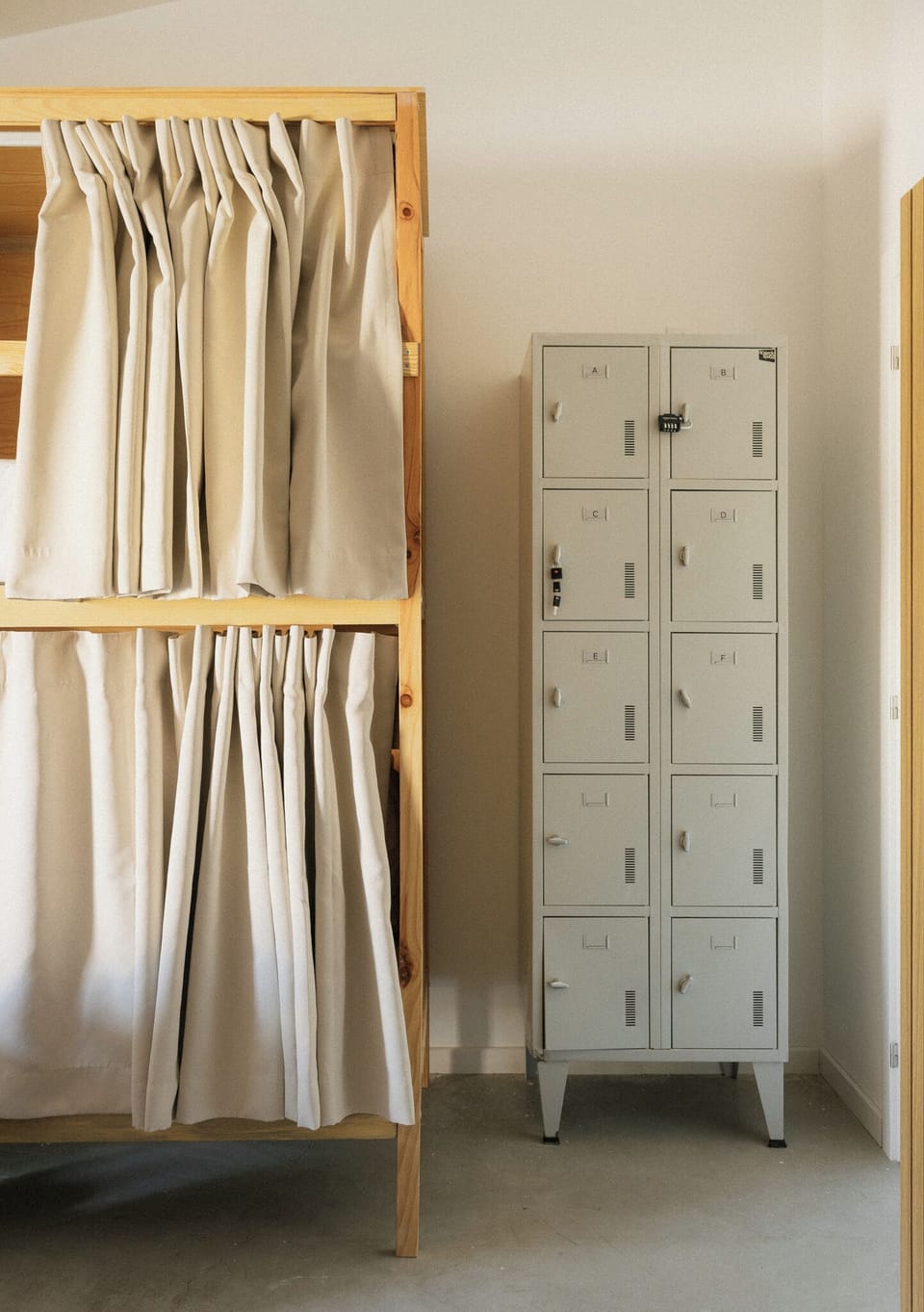 Shared Dormitory, Women only | WiFi (free), bed sheets
