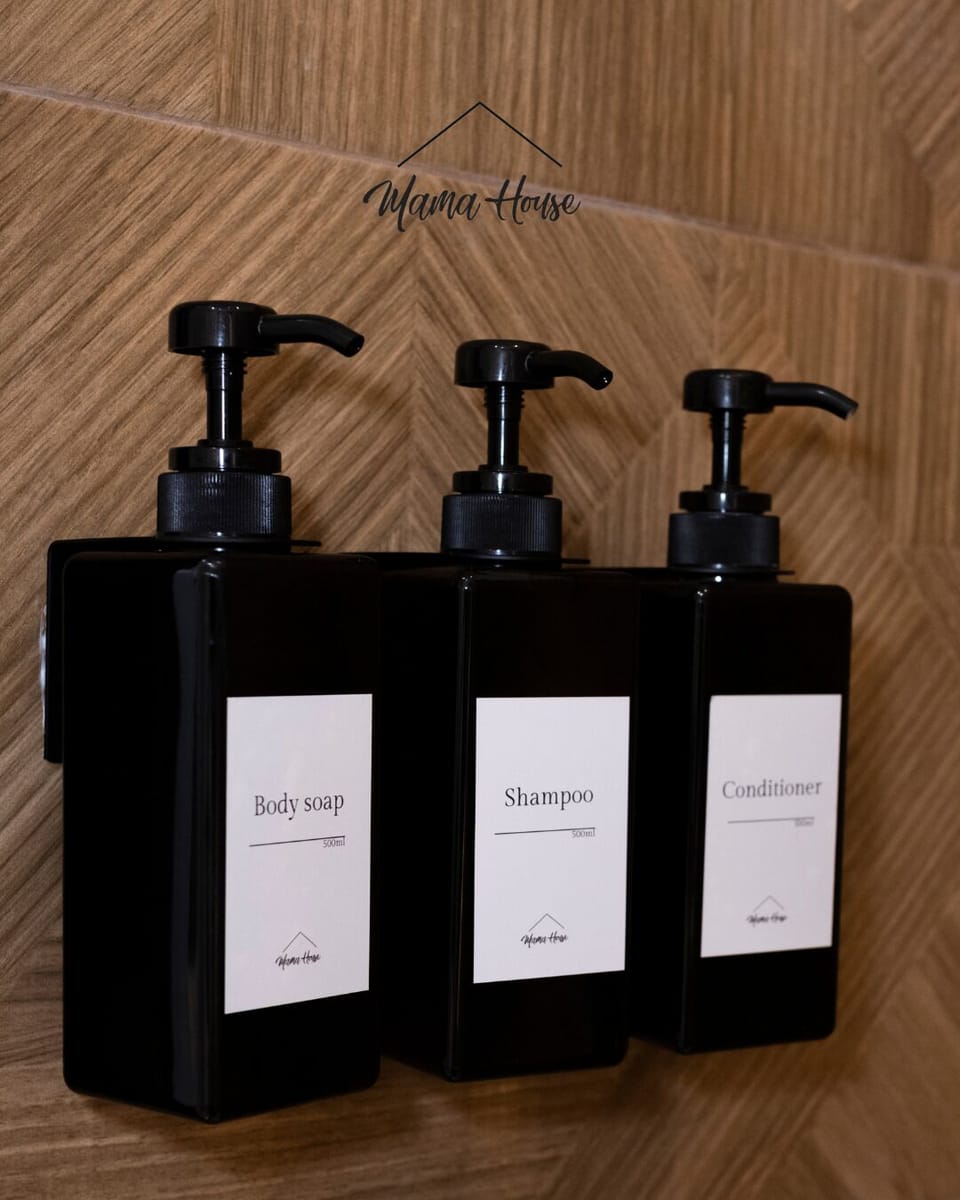 Basic Double Room, City View | Bathroom amenities